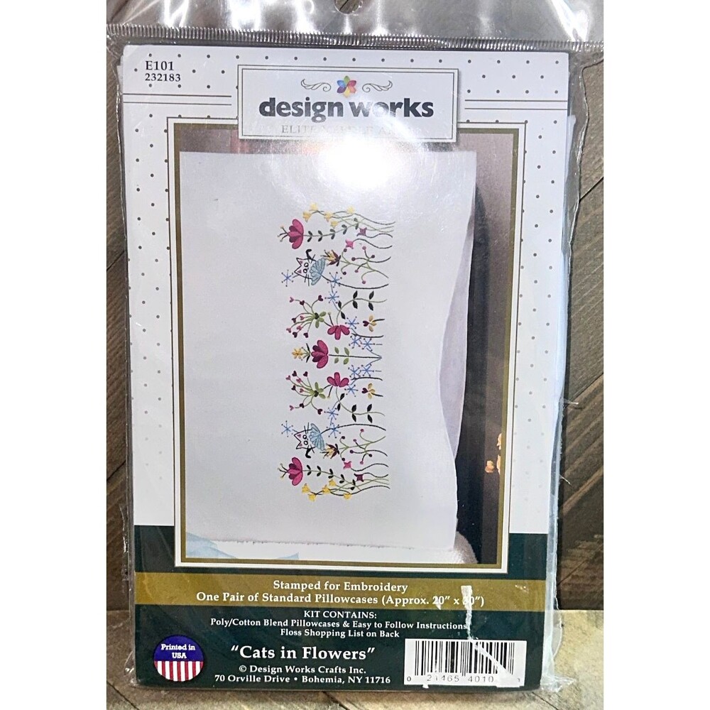 Design Works Stamped For Embroidery Pillowcase Pair 20x30 Cats In Flowers